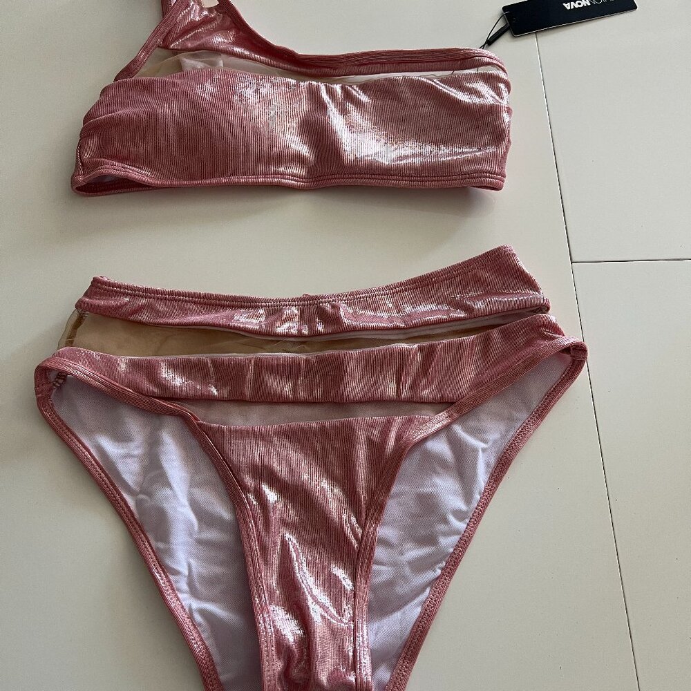 NWT Sparkle Pink 2pc swimsuit Size S